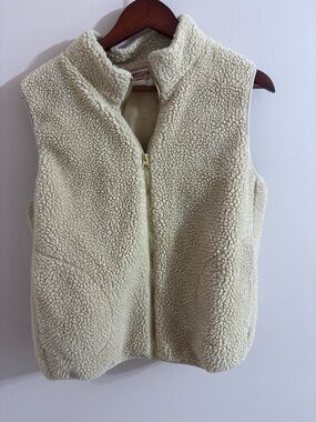 Mossimo Supply Co. Cream Sherpa Fleece Vest